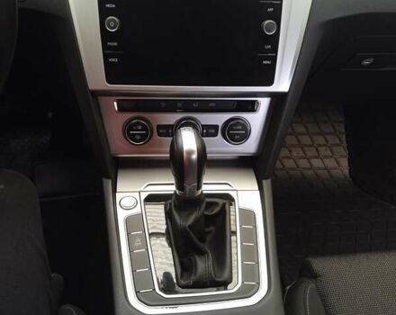 Черный Фольксваген Пассат, объемом двигателя 1.97 л и пробегом 289 тыс. км за 16500 $, фото 6 на Automoto.ua