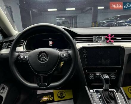 Чорний Фольксваген Пассат, об'ємом двигуна 1.97 л та пробігом 220 тис. км за 17800 $, фото 14 на Automoto.ua