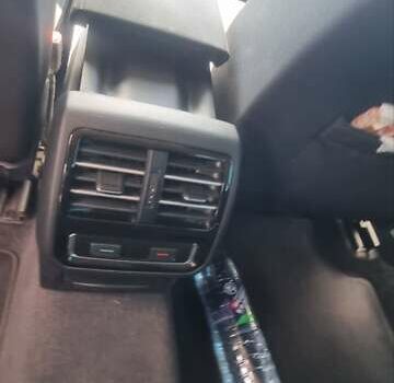 Черный Фольксваген Пассат, объемом двигателя 2 л и пробегом 236 тыс. км за 17500 $, фото 12 на Automoto.ua