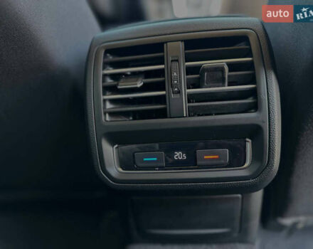 Чорний Фольксваген Пассат, об'ємом двигуна 1.97 л та пробігом 228 тис. км за 15200 $, фото 9 на Automoto.ua