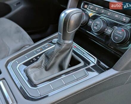 Фольксваген Пассат 2018 в Луцке на Automoto.ua Черный Фольксваген Пассат, объемом двигателя 1.97 л и пробегом 240 тыс. км за 19300 $, фото 15 на Automoto.ua
