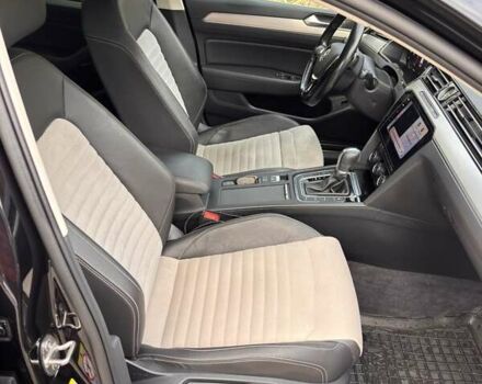 Чорний Фольксваген Пассат, об'ємом двигуна 1.97 л та пробігом 232 тис. км за 18500 $, фото 27 на Automoto.ua