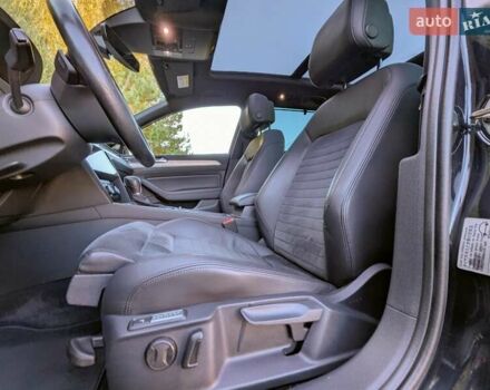 Фольксваген Пассат 2018 в Луцке на Automoto.ua Черный Фольксваген Пассат, объемом двигателя 1.97 л и пробегом 240 тыс. км за 19300 $, фото 9 на Automoto.ua