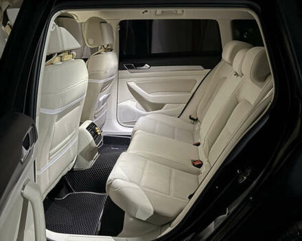 Черный Фольксваген Пассат, объемом двигателя 1.97 л и пробегом 223 тыс. км за 17100 $, фото 44 на Automoto.ua