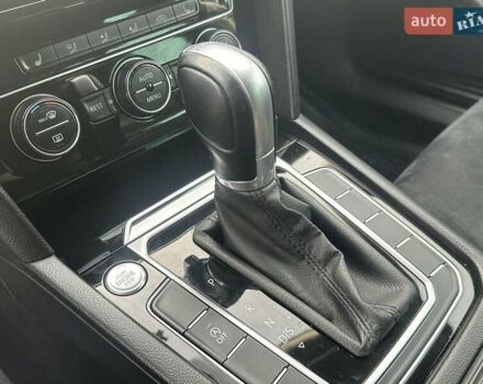 Черный Фольксваген Пассат, объемом двигателя 1.97 л и пробегом 270 тыс. км за 17900 $, фото 2 на Automoto.ua