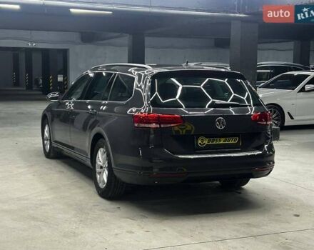 Черный Фольксваген Пассат, объемом двигателя 2 л и пробегом 239 тыс. км за 15300 $, фото 3 на Automoto.ua