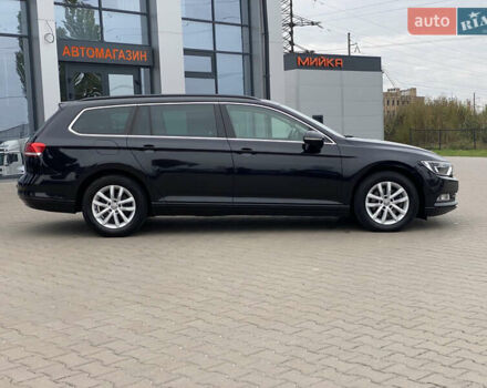 Черный Фольксваген Пассат, объемом двигателя 1.97 л и пробегом 214 тыс. км за 18999 $, фото 7 на Automoto.ua