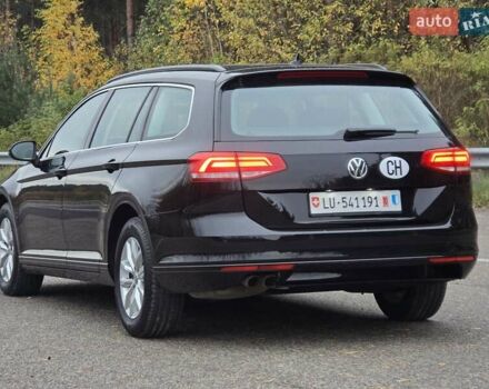 Фольксваген Пассат 2018 у Ковель на Automoto.ua Чорний Фольксваген Пассат, об'ємом двигуна 2 л та пробігом 234 тис. км за 18599 $, фото 5 на Automoto.ua