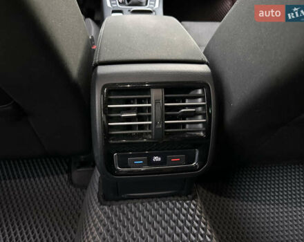 Черный Фольксваген Пассат, объемом двигателя 1.97 л и пробегом 290 тыс. км за 18990 $, фото 25 на Automoto.ua