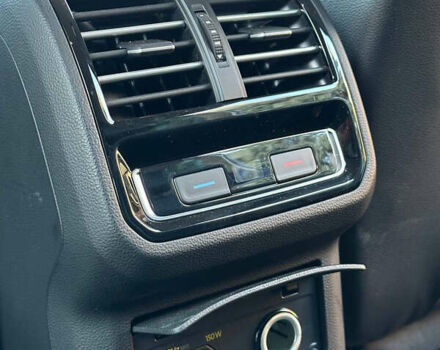 Черный Фольксваген Пассат, объемом двигателя 2 л и пробегом 190 тыс. км за 17200 $, фото 28 на Automoto.ua