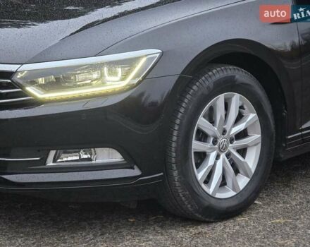 Фольксваген Пассат 2018 у Ковель на Automoto.ua Чорний Фольксваген Пассат, об'ємом двигуна 2 л та пробігом 234 тис. км за 18599 $, фото 19 на Automoto.ua