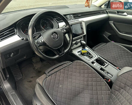 Черный Фольксваген Пассат, объемом двигателя 1.6 л и пробегом 280 тыс. км за 14500 $, фото 7 на Automoto.ua
