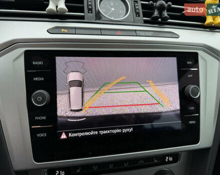 Черный Фольксваген Пассат, объемом двигателя 1.6 л и пробегом 253 тыс. км за 16259 $, фото 33 на Automoto.ua