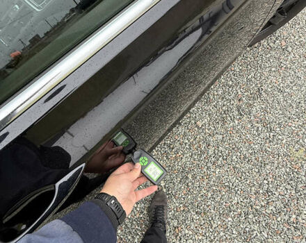 Черный Фольксваген Пассат, объемом двигателя 1.6 л и пробегом 253 тыс. км за 16259 $, фото 30 на Automoto.ua