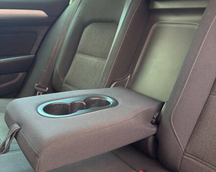 Черный Фольксваген Пассат, объемом двигателя 1.97 л и пробегом 277 тыс. км за 14800 $, фото 17 на Automoto.ua