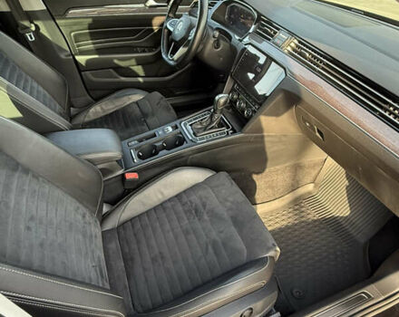 Черный Фольксваген Пассат, объемом двигателя 1.97 л и пробегом 129 тыс. км за 27000 $, фото 31 на Automoto.ua