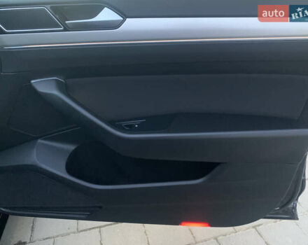 Чорний Фольксваген Пассат, об'ємом двигуна 2 л та пробігом 220 тис. км за 17700 $, фото 18 на Automoto.ua