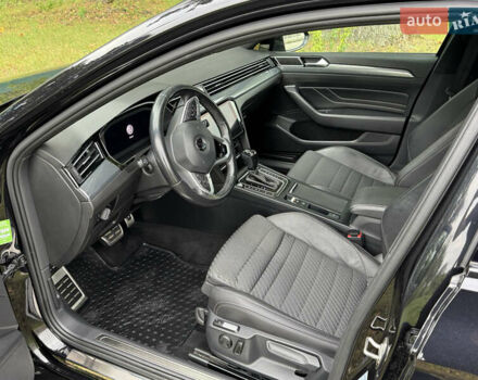 Черный Фольксваген Пассат, объемом двигателя 1.97 л и пробегом 254 тыс. км за 22800 $, фото 27 на Automoto.ua