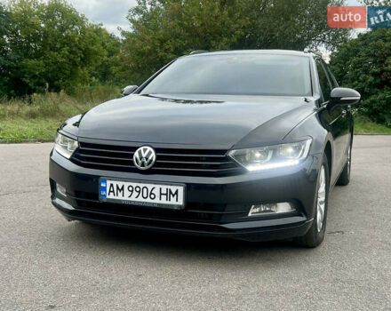 Черный Фольксваген Пассат, объемом двигателя 1.97 л и пробегом 295 тыс. км за 17599 $, фото 7 на Automoto.ua