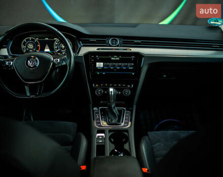 Черный Фольксваген Пассат, объемом двигателя 2 л и пробегом 215 тыс. км за 21700 $, фото 65 на Automoto.ua