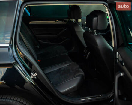 Черный Фольксваген Пассат, объемом двигателя 2 л и пробегом 215 тыс. км за 21700 $, фото 47 на Automoto.ua