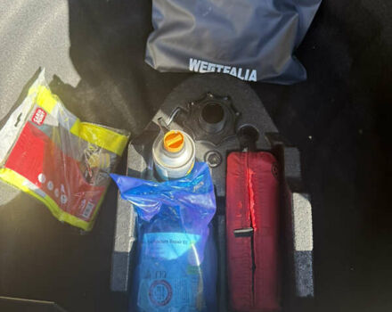 Чорний Фольксваген Пассат, об'ємом двигуна 2 л та пробігом 274 тис. км за 17650 $, фото 37 на Automoto.ua