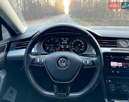 Черный Фольксваген Пассат, объемом двигателя 1.97 л и пробегом 204 тыс. км за 18000 $, фото 16 на Automoto.ua