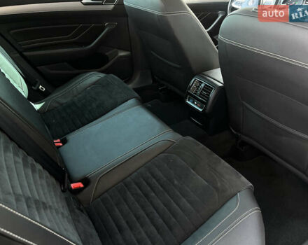 Черный Фольксваген Пассат, объемом двигателя 2 л и пробегом 188 тыс. км за 21998 $, фото 25 на Automoto.ua