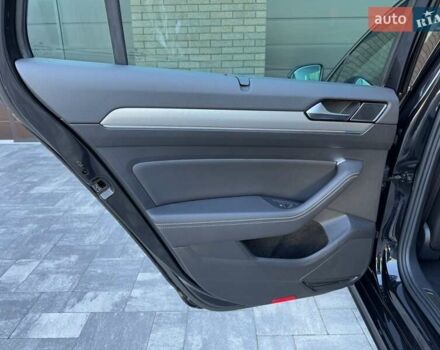 Черный Фольксваген Пассат, объемом двигателя 1.97 л и пробегом 200 тыс. км за 23300 $, фото 61 на Automoto.ua