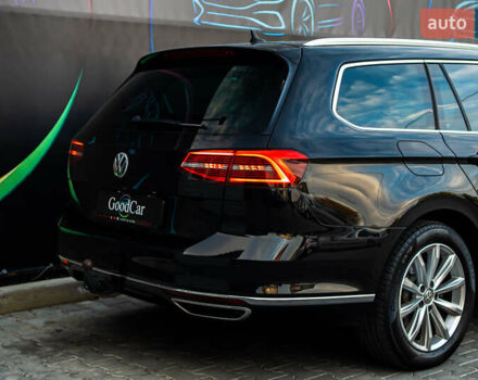 Черный Фольксваген Пассат, объемом двигателя 2 л и пробегом 215 тыс. км за 21700 $, фото 22 на Automoto.ua