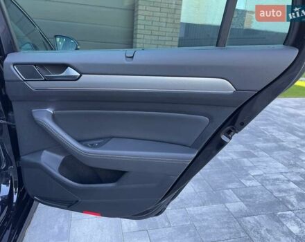 Черный Фольксваген Пассат, объемом двигателя 1.97 л и пробегом 200 тыс. км за 23300 $, фото 69 на Automoto.ua