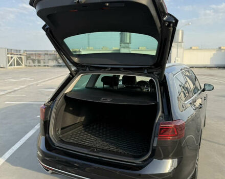 Черный Фольксваген Пассат, объемом двигателя 1.97 л и пробегом 129 тыс. км за 27000 $, фото 30 на Automoto.ua