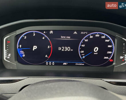 Черный Фольксваген Пассат, объемом двигателя 1.97 л и пробегом 254 тыс. км за 22800 $, фото 12 на Automoto.ua