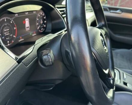 Черный Фольксваген Пассат, объемом двигателя 2 л и пробегом 186 тыс. км за 19950 $, фото 98 на Automoto.ua