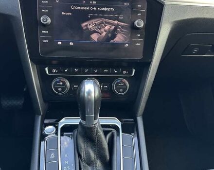 Черный Фольксваген Пассат, объемом двигателя 2 л и пробегом 186 тыс. км за 20499 $, фото 93 на Automoto.ua