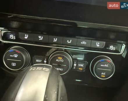 Черный Фольксваген Пассат, объемом двигателя 1.97 л и пробегом 187 тыс. км за 22350 $, фото 16 на Automoto.ua