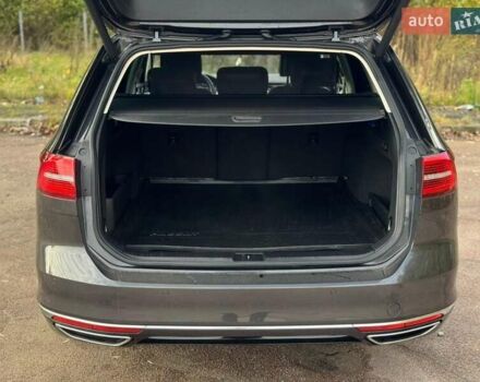 Чорний Фольксваген Пассат, об'ємом двигуна 1.97 л та пробігом 147 тис. км за 25999 $, фото 24 на Automoto.ua