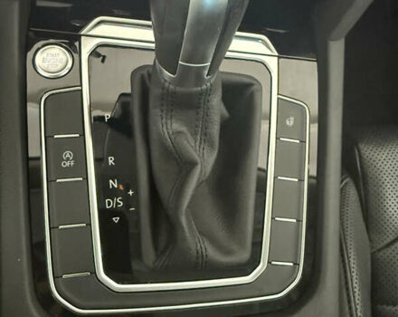 Черный Фольксваген Пассат, объемом двигателя 1.97 л и пробегом 187 тыс. км за 22350 $, фото 17 на Automoto.ua