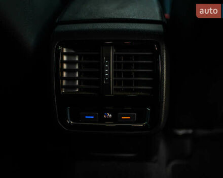 Черный Фольксваген Пассат, объемом двигателя 2 л и пробегом 215 тыс. км за 21700 $, фото 49 на Automoto.ua