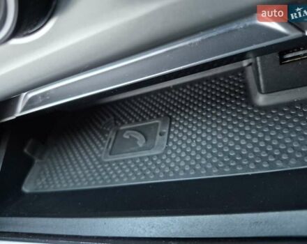 Черный Фольксваген Пассат, объемом двигателя 1.97 л и пробегом 256 тыс. км за 17777 $, фото 31 на Automoto.ua