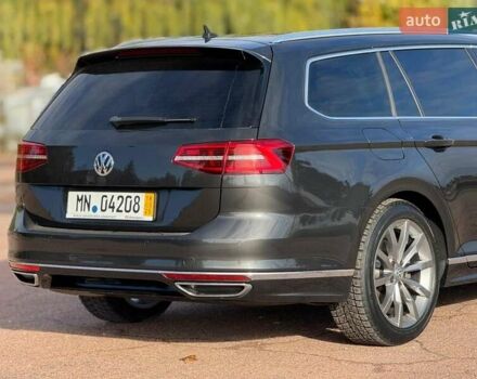 Чорний Фольксваген Пассат, об'ємом двигуна 1.97 л та пробігом 147 тис. км за 25999 $, фото 2 на Automoto.ua