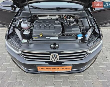 Черный Фольксваген Пассат, объемом двигателя 1.97 л и пробегом 256 тыс. км за 17777 $, фото 103 на Automoto.ua