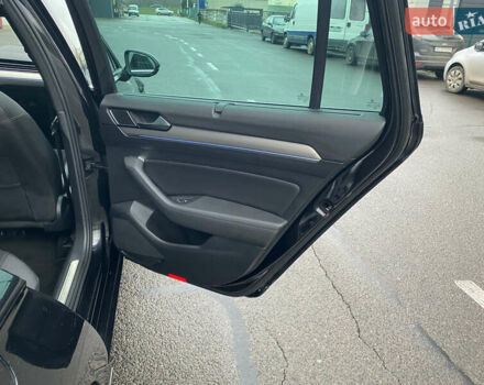 Черный Фольксваген Пассат, объемом двигателя 2 л и пробегом 253 тыс. км за 20888 $, фото 23 на Automoto.ua