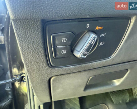 Чорний Фольксваген Пассат, об'ємом двигуна 2 л та пробігом 274 тис. км за 17650 $, фото 10 на Automoto.ua