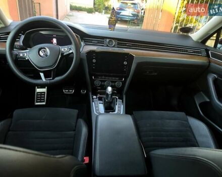 Чорний Фольксваген Пассат, об'ємом двигуна 1.97 л та пробігом 255 тис. км за 21500 $, фото 4 на Automoto.ua