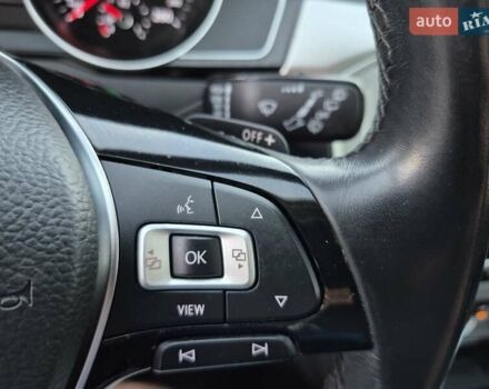 Черный Фольксваген Пассат, объемом двигателя 1.97 л и пробегом 256 тыс. км за 17777 $, фото 132 на Automoto.ua