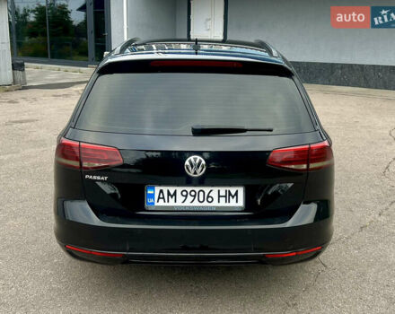 Черный Фольксваген Пассат, объемом двигателя 1.97 л и пробегом 295 тыс. км за 17599 $, фото 4 на Automoto.ua