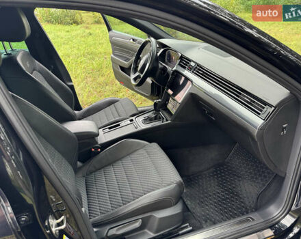 Черный Фольксваген Пассат, объемом двигателя 1.97 л и пробегом 254 тыс. км за 22800 $, фото 20 на Automoto.ua