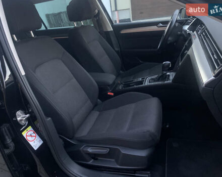 Чорний Фольксваген Пассат, об'ємом двигуна 2 л та пробігом 220 тис. км за 17700 $, фото 20 на Automoto.ua