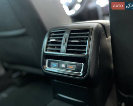 Черный Фольксваген Пассат, объемом двигателя 2 л и пробегом 188 тыс. км за 21998 $, фото 26 на Automoto.ua